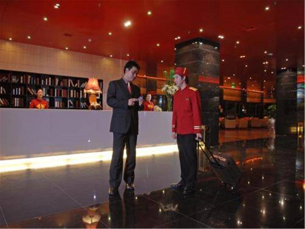 Gloria Plaza Hotel Kangqiao Шанхай Интерьер фото