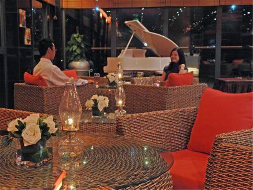 Gloria Plaza Hotel Kangqiao Шанхай Ресторан фото