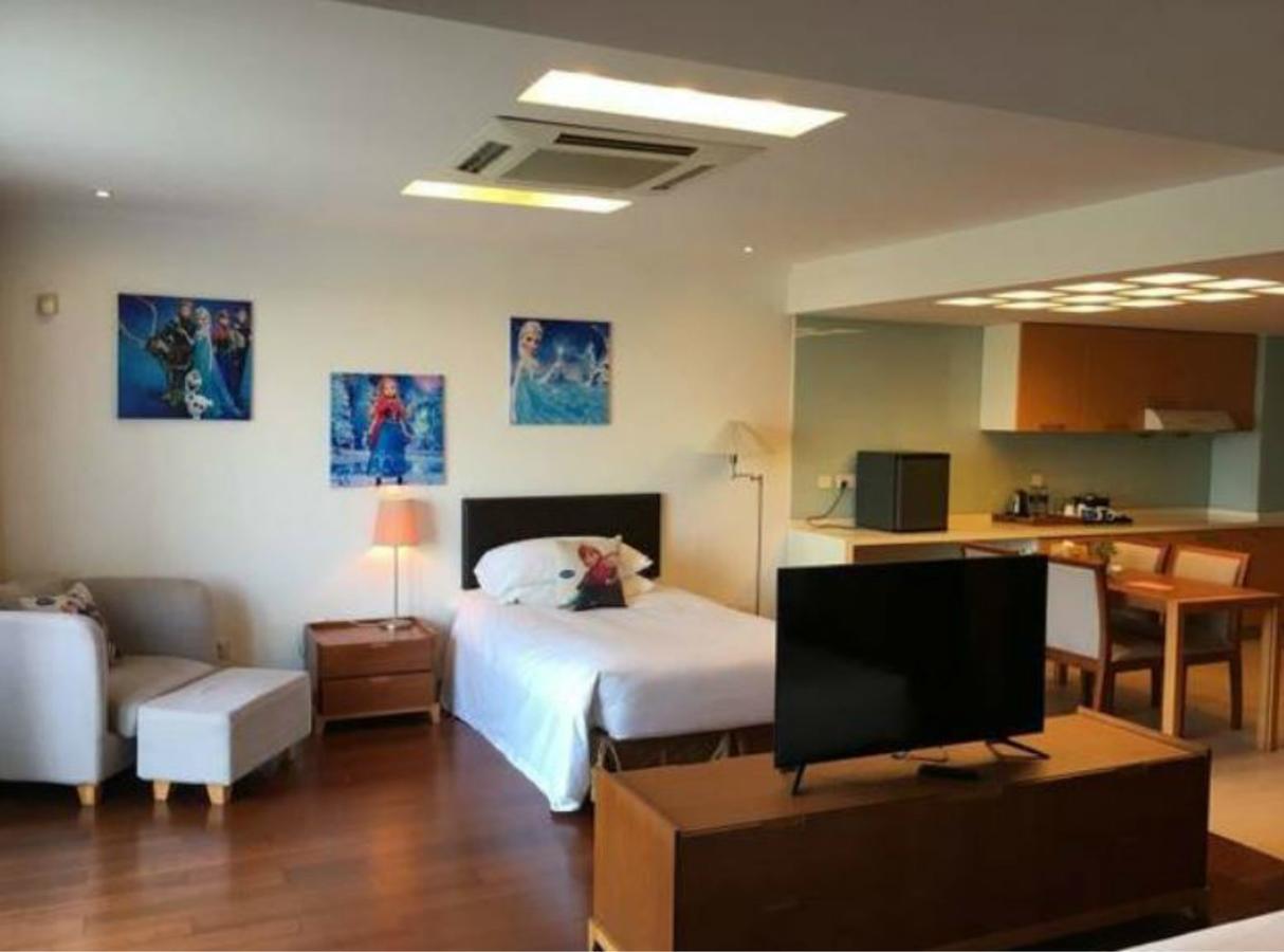 Gloria Plaza Hotel Kangqiao Шанхай Экстерьер фото